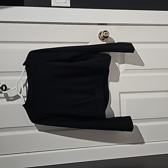 Sweater - Picture 1 of 1